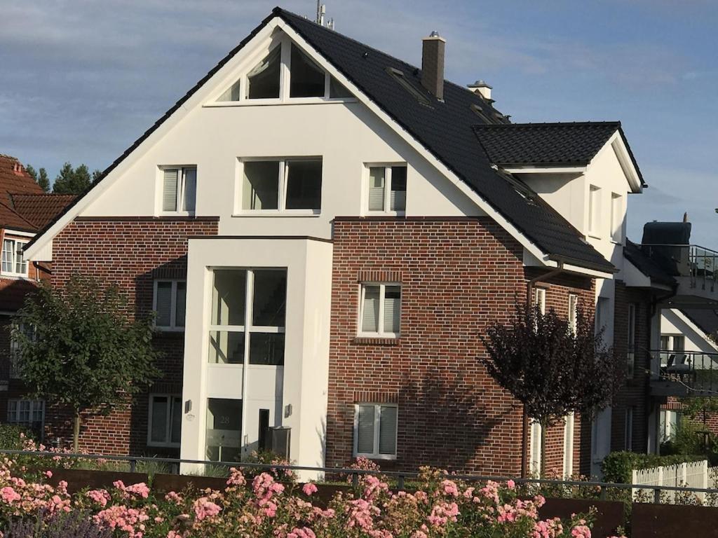 Ostsee Lodges Mit Wellnessbereich Тиммендорфер-Штранд Экстерьер фото